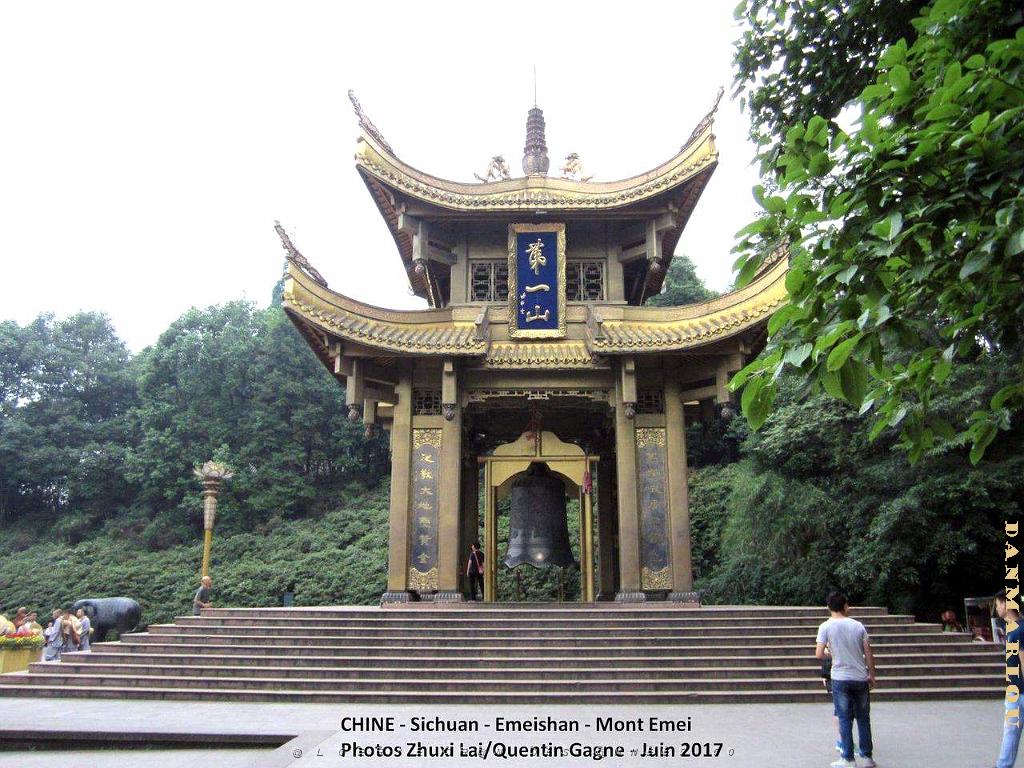 Emeishan 038.JPG